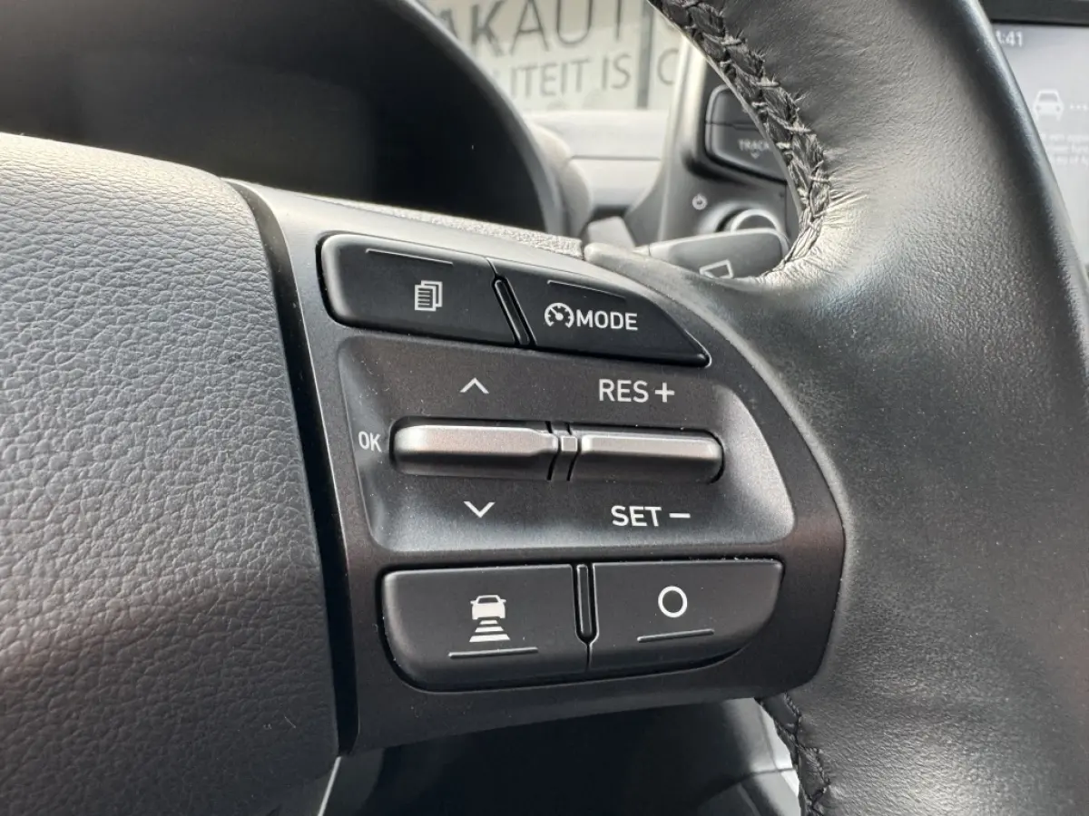 EV Comfort 64 kWh | Camera | Carplay | SOH 100%