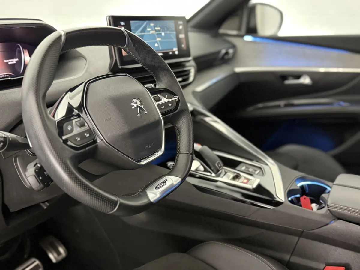 1.2 PureTech Blue Lease GT 7p. | Pano | Camera | Virtual | Sfeer | Memory | Focal Audio | Carplay