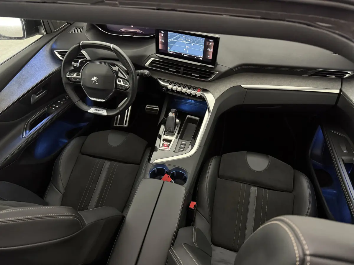 1.2 PureTech Blue Lease GT 7p. | Pano | Camera | Virtual | Sfeer | Memory | Focal Audio | Carplay