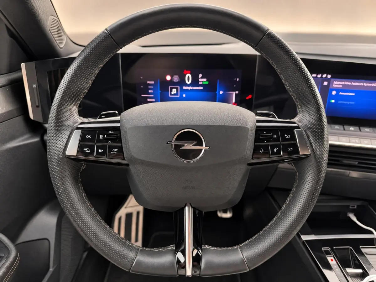1.6 Hybrid GS Line 180PK PHEV | SOH 100% | 360 Camera | ACC | Winter Pack | BTW