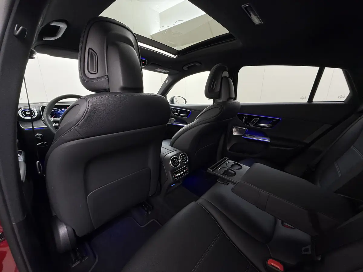 Coupé GLC 4MATIC AMG Line | Achterasbesturing Luchtvering Pano Trekhaak HUD Burmester Ventilatie Memory