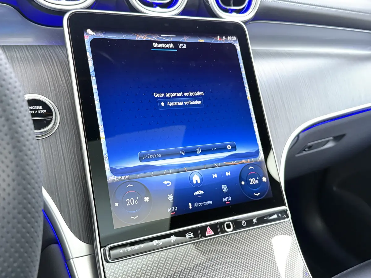 Coupé GLC 4MATIC AMG Line | Achterasbesturing Luchtvering Pano Trekhaak HUD Burmester Ventilatie Memory