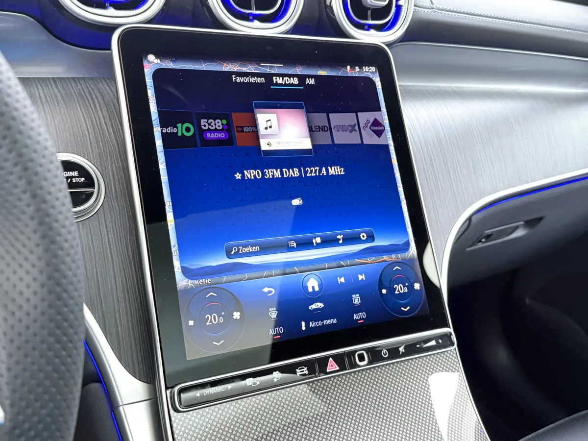 Coupé GLC 4MATIC AMG Line | Achterasbesturing Luchtvering Pano Trekhaak HUD Burmester Ventilatie Memory