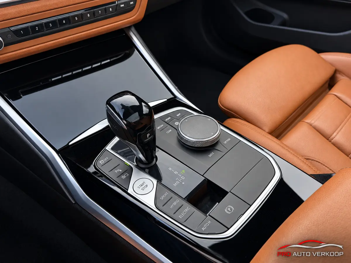 330e Business Edition Plus M-Pakket_Panorama_Prachtige auto
