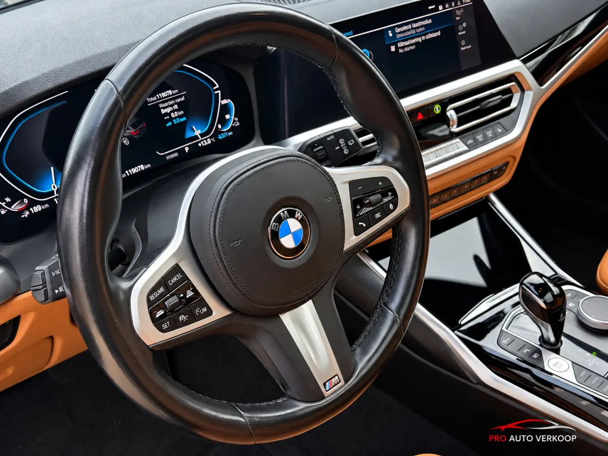 330e Business Edition Plus M-Pakket_Panorama_Prachtige auto