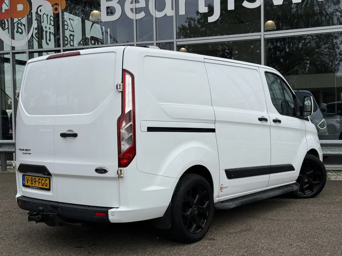 300 2.0 TDCI L1H1 Raptor | ZB-Edition | 2x Schuifd. | Stoelverw. | Trekhaak