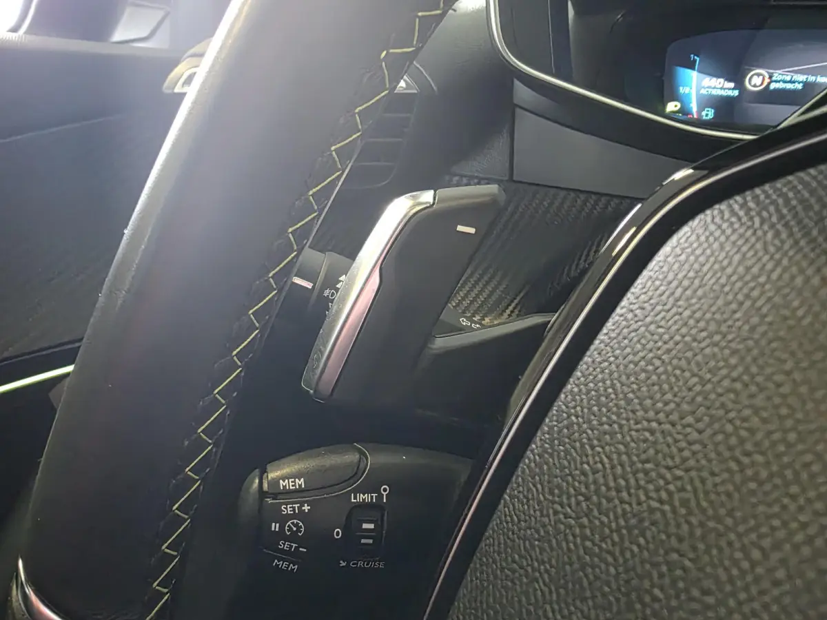 1.2 PureTech GT-Line | NL-Auto | Nieuwe Distributieriem | Schuif/kanteldak