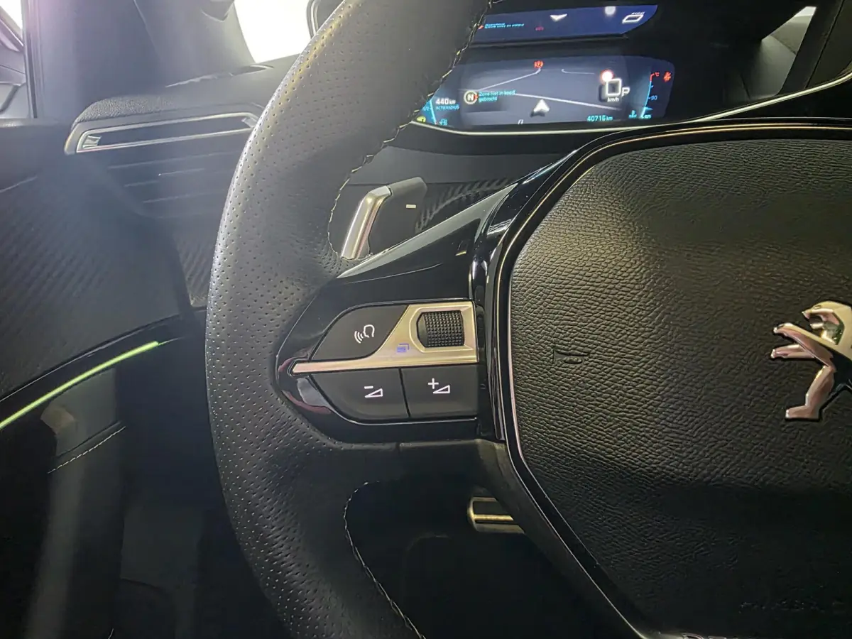 1.2 PureTech GT-Line | NL-Auto | Nieuwe Distributieriem | Schuif/kanteldak