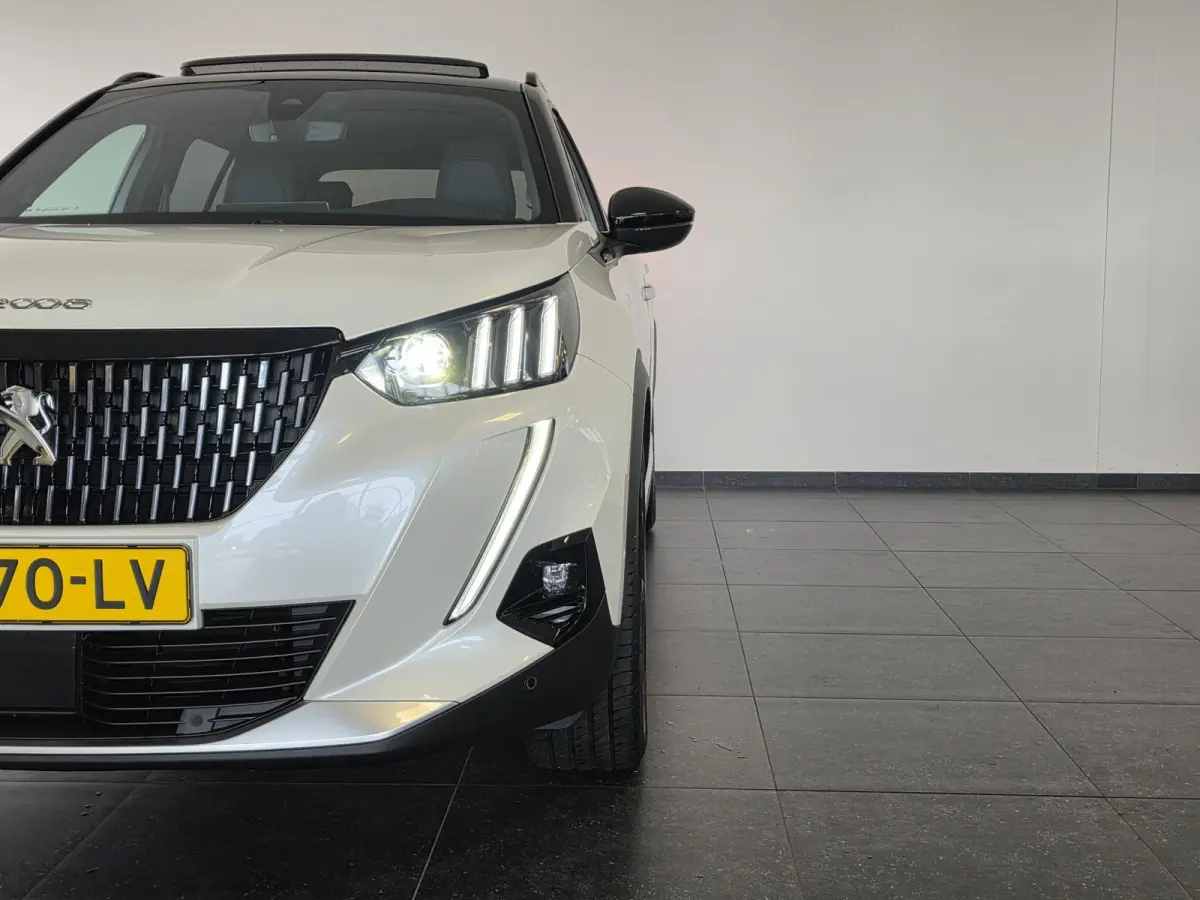 1.2 PureTech GT-Line | NL-Auto | Nieuwe Distributieriem | Schuif/kanteldak