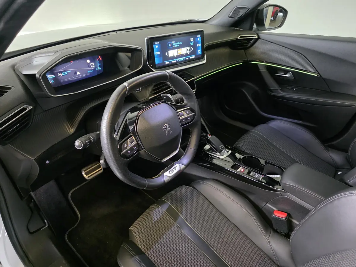 1.2 PureTech GT-Line | NL-Auto | Nieuwe Distributieriem | Schuif/kanteldak