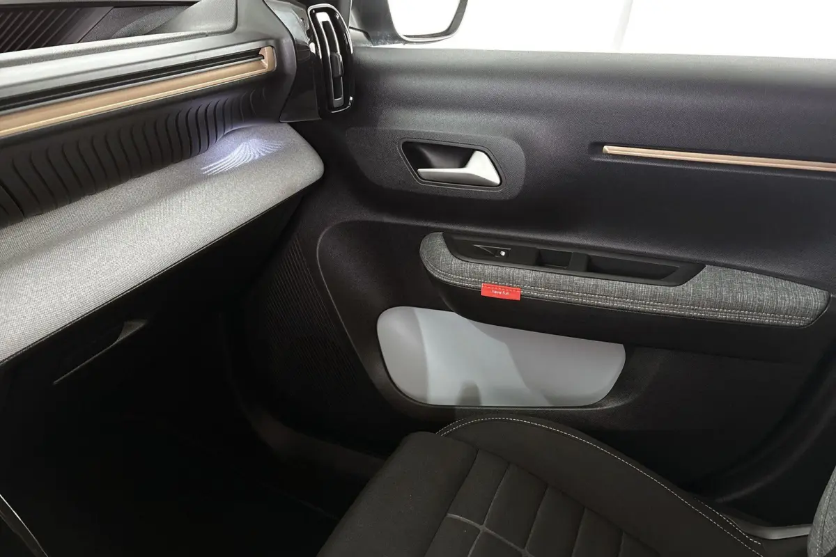 1.2 Hybrid 145pk Plus Camera Apple CarPlay Clima