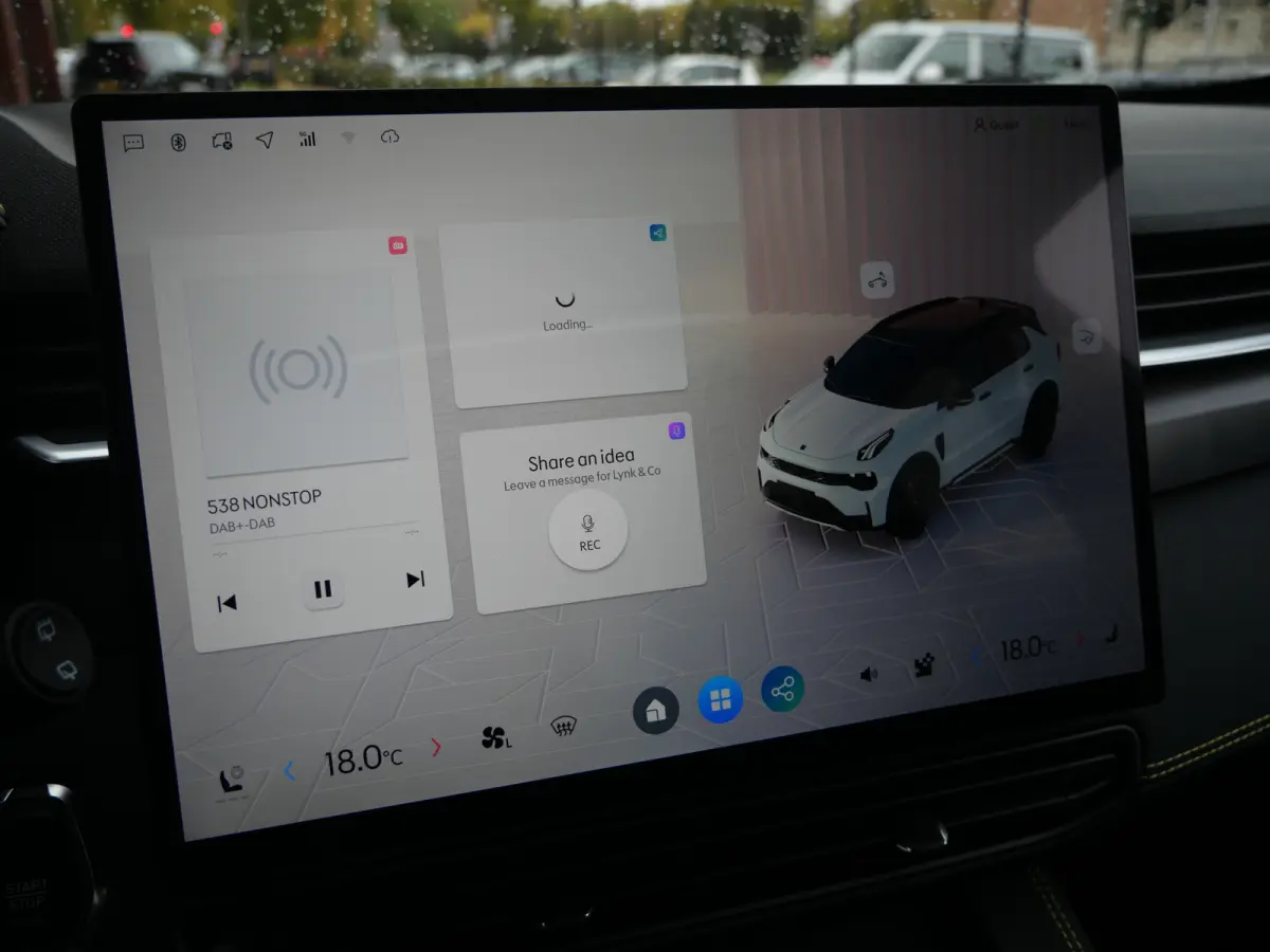 1.5 More PHEV 276 Pk Automaat Navi / DAB / Leer / Camera / Pano-dak / 20 inch / Apple Carplay