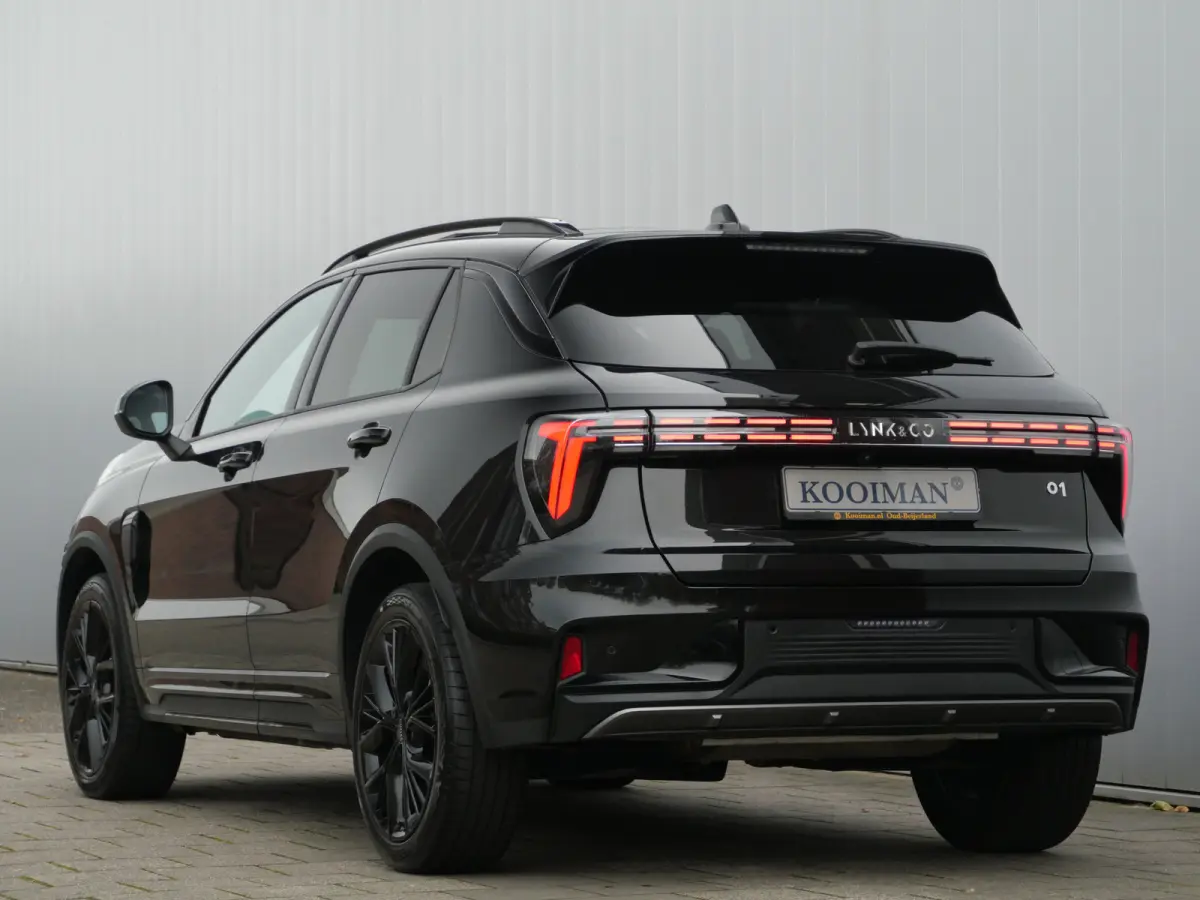 1.5 More PHEV 276 Pk Automaat Navi / DAB / Leer / Camera / Pano-dak / 20 inch / Apple Carplay