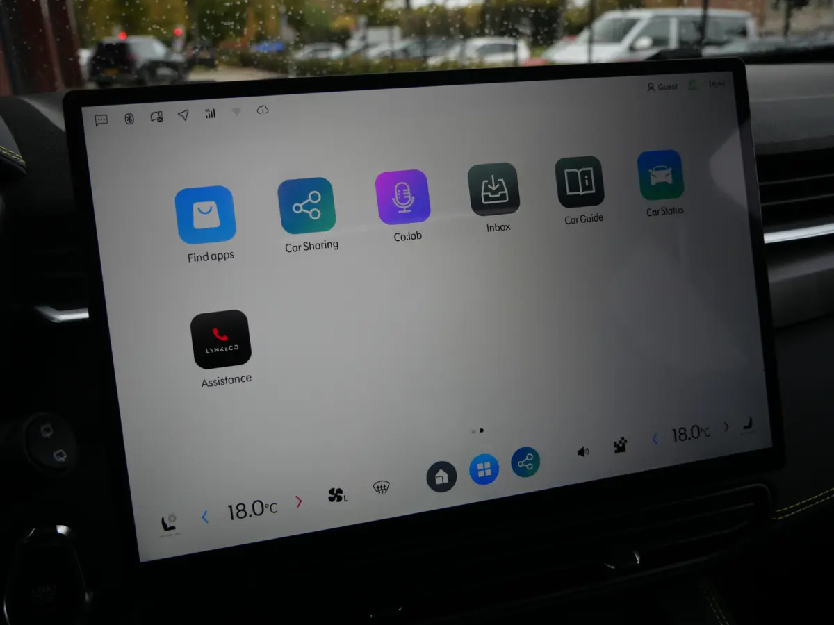 1.5 More PHEV 276 Pk Automaat Navi / DAB / Leer / Camera / Pano-dak / 20 inch / Apple Carplay