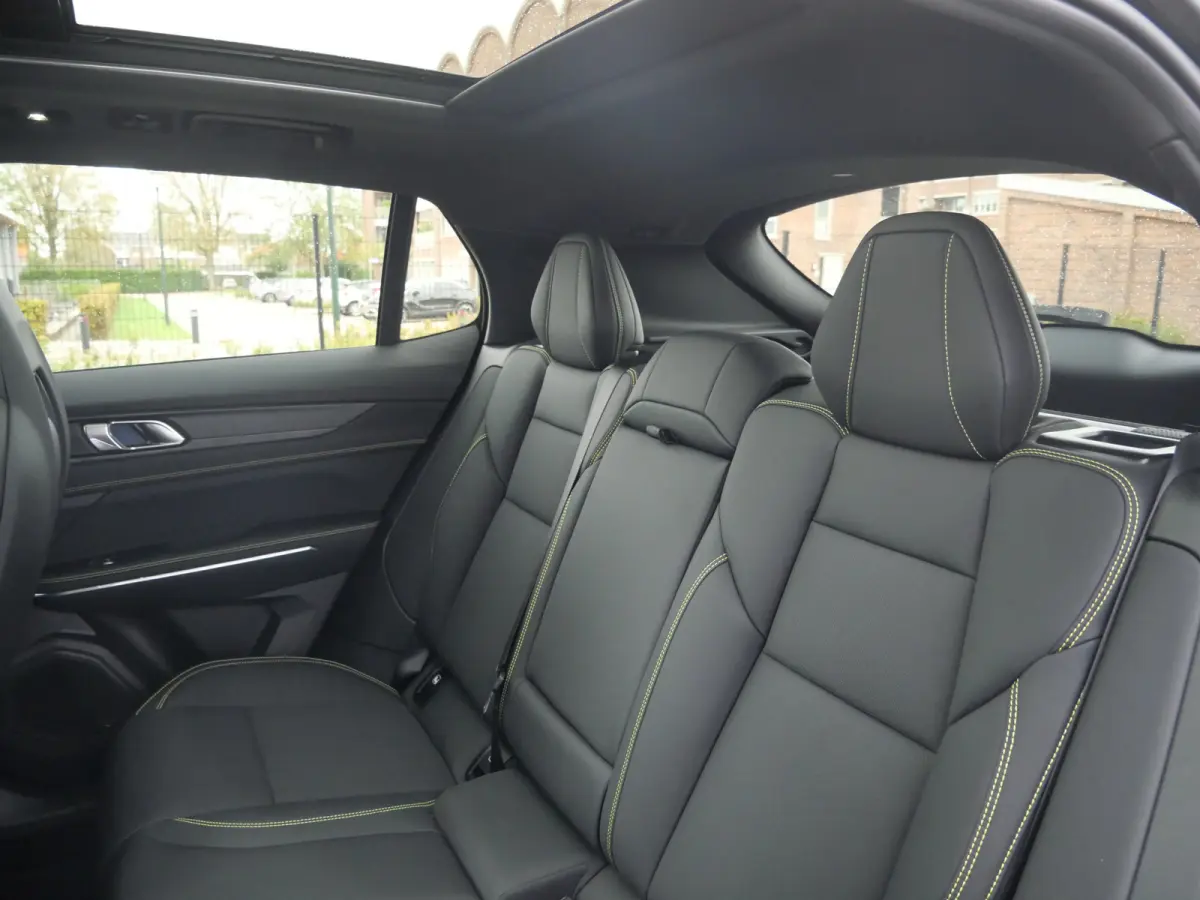 1.5 More PHEV 276 Pk Automaat Navi / DAB / Leer / Camera / Pano-dak / 20 inch / Apple Carplay
