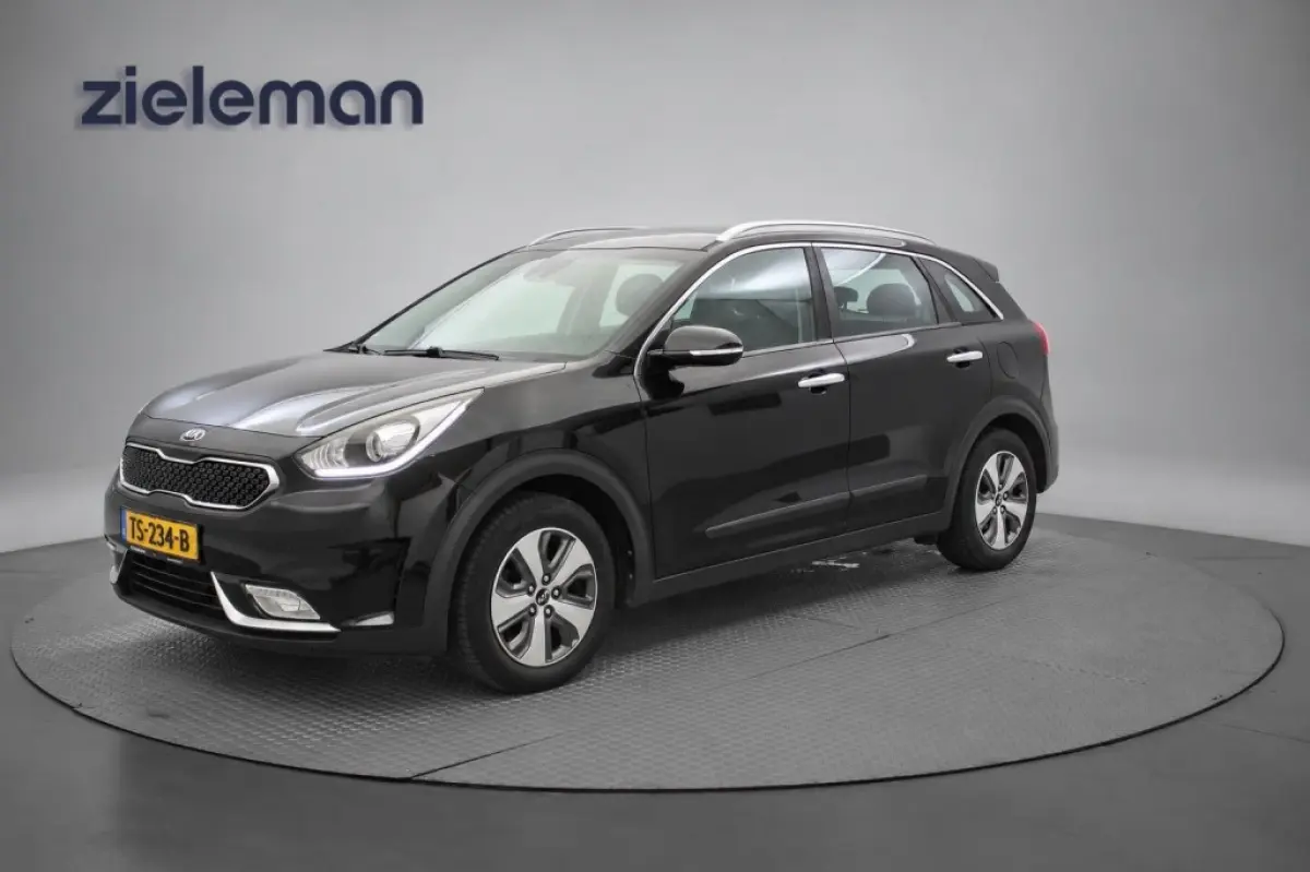 1.6 GDi Hybrid DynamicLine - Carplay, Navi, Camera, Cruise