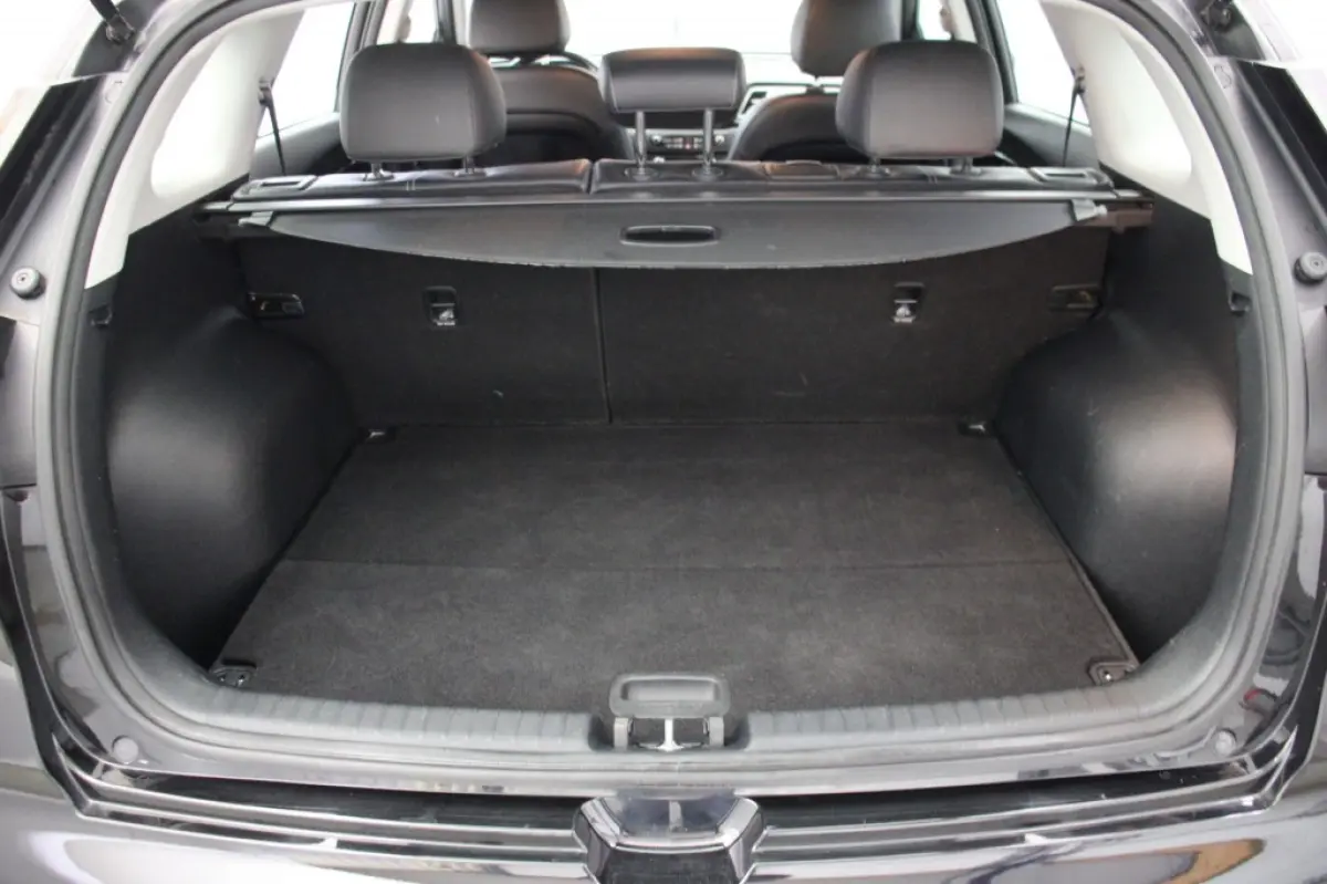 1.6 GDi Hybrid DynamicLine - Carplay, Navi, Camera, Cruise