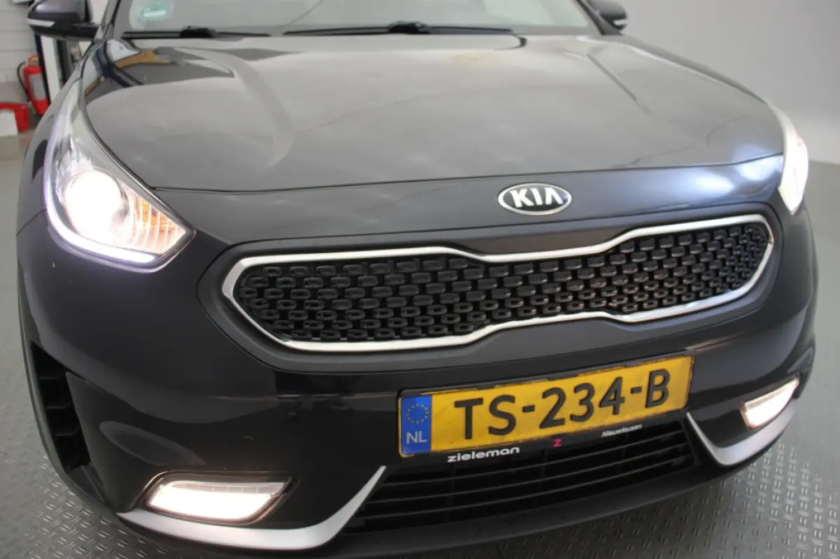 1.6 GDi Hybrid DynamicLine - Carplay, Navi, Camera, Cruise