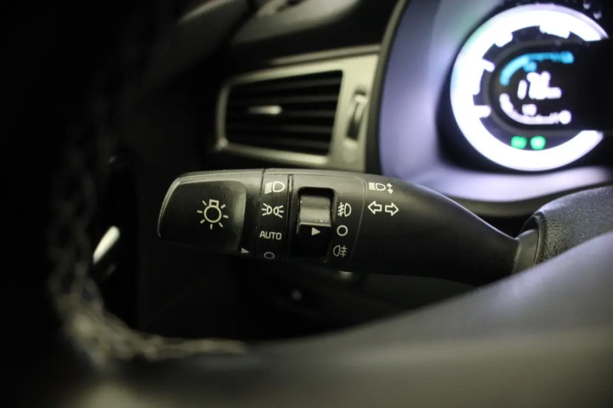 1.6 GDi Hybrid DynamicLine - Carplay, Navi, Camera, Cruise
