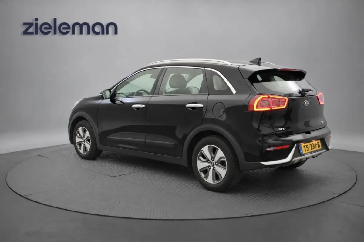 1.6 GDi Hybrid DynamicLine - Carplay, Navi, Camera, Cruise