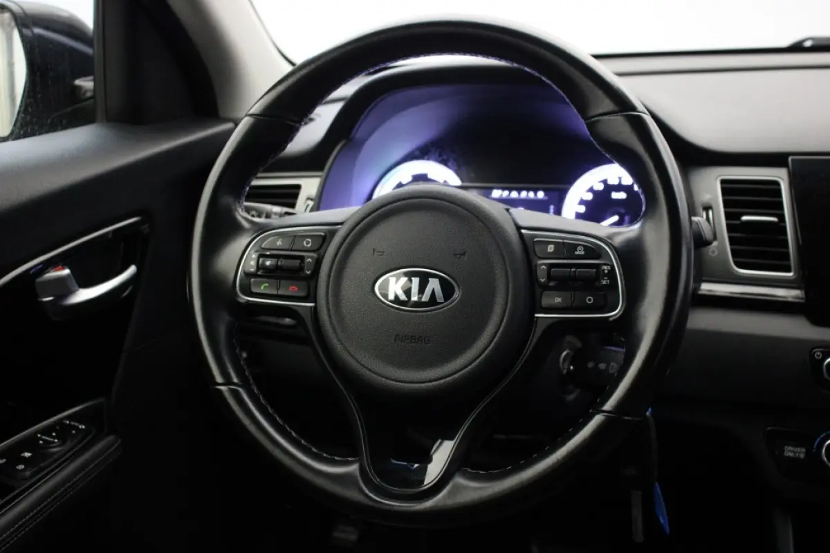 1.6 GDi Hybrid DynamicLine - Carplay, Navi, Camera, Cruise