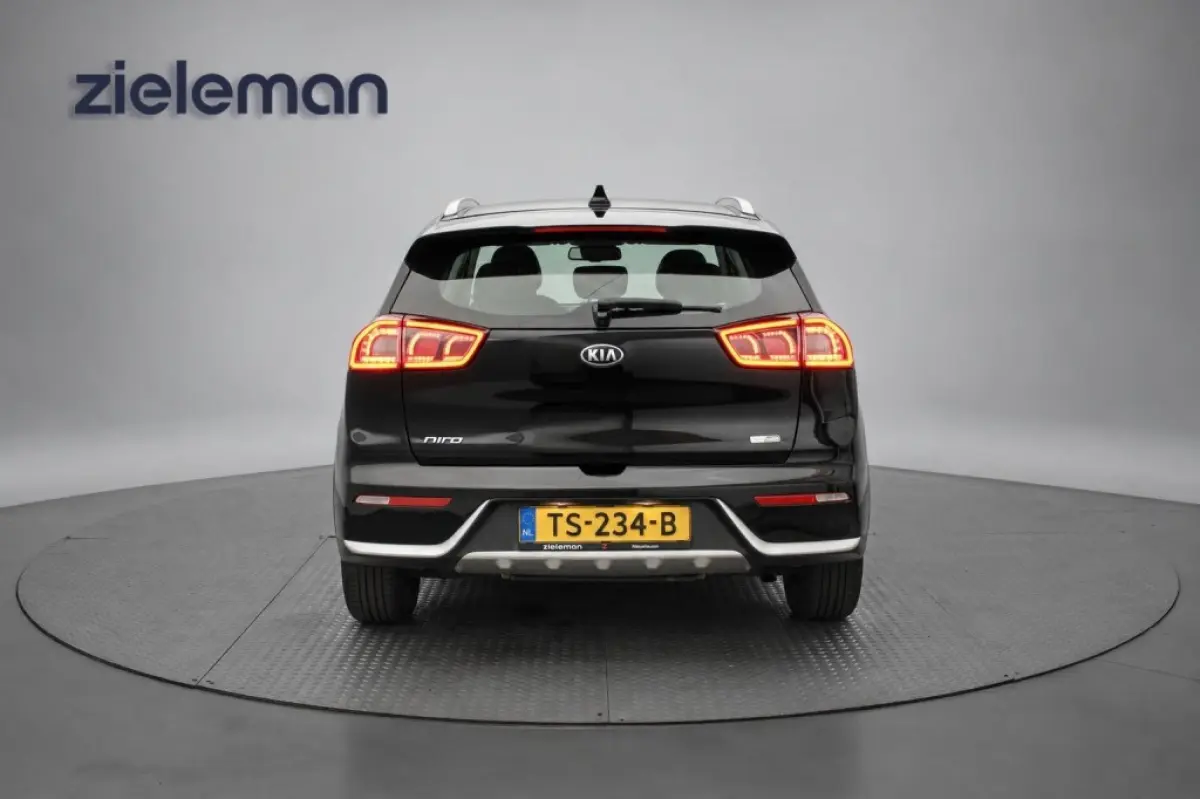 1.6 GDi Hybrid DynamicLine - Carplay, Navi, Camera, Cruise
