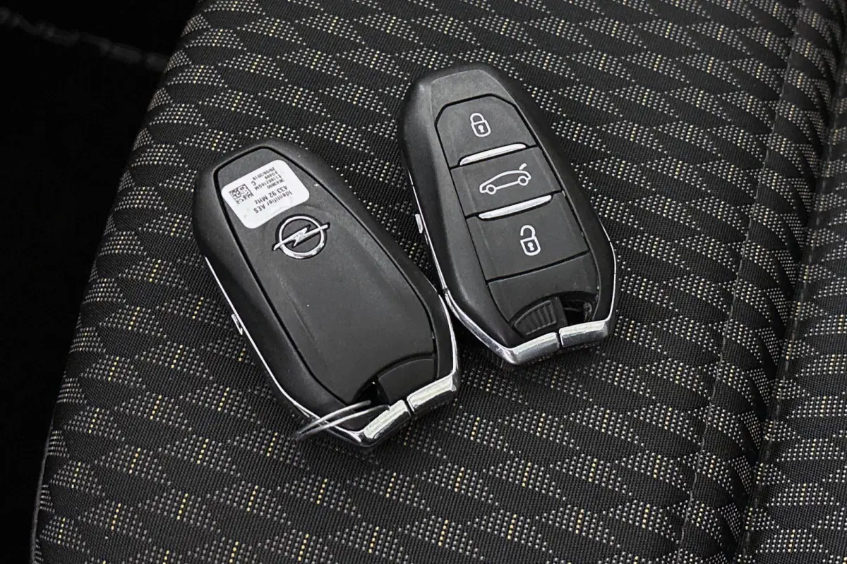 1.2 Turbo Ultimate Automaat Pano Trekhaak Keyless Winterpakket