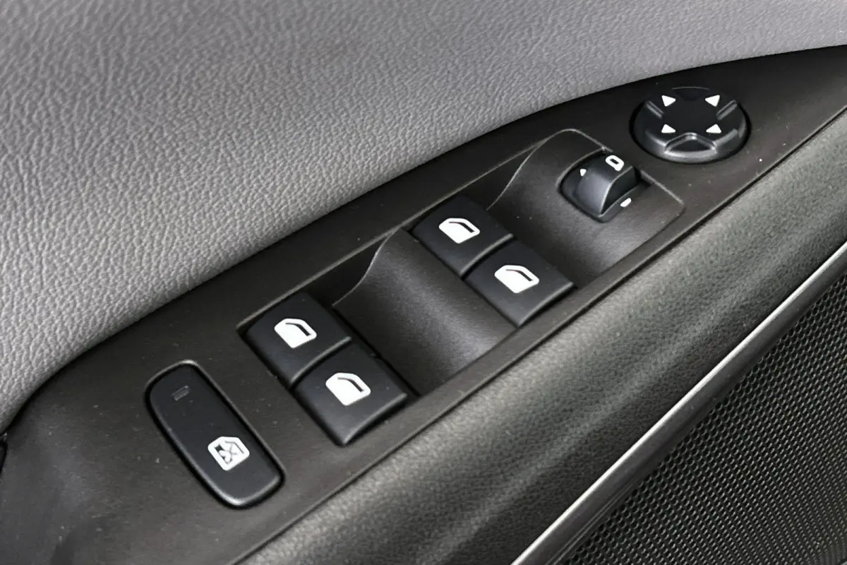 1.2 Turbo Ultimate Automaat Pano Trekhaak Keyless Winterpakket
