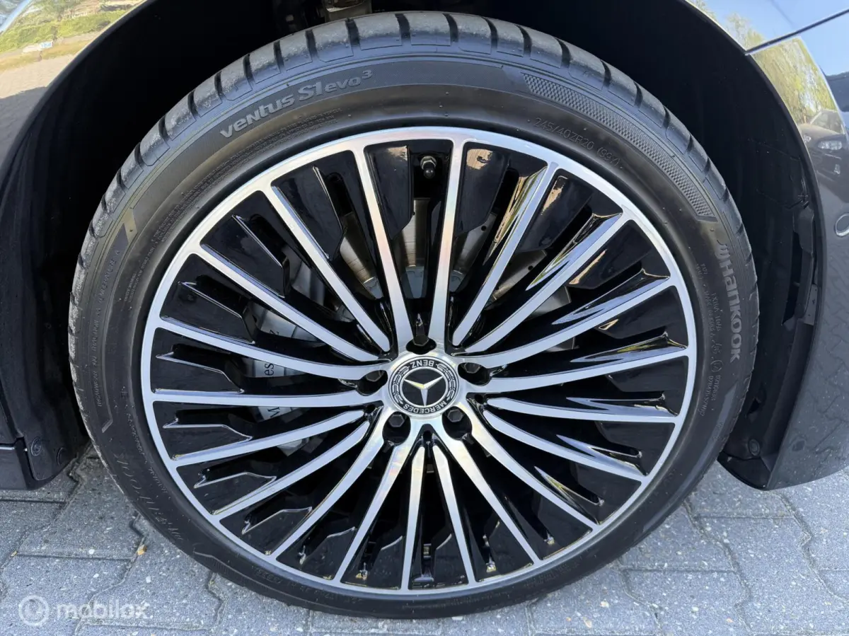 E300 de 4MATIC AMG Line Pano Burmester 4D Head-up Adaptive Cruise 360 Camera