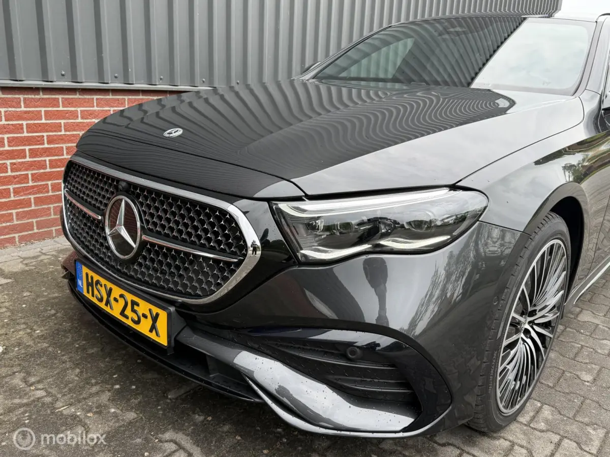 E300 de 4MATIC AMG Line Pano Burmester 4D Head-up Adaptive Cruise 360 Camera