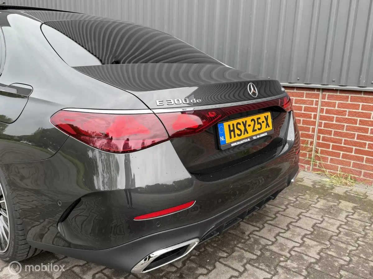 E300 de 4MATIC AMG Line Pano Burmester 4D Head-up Adaptive Cruise 360 Camera