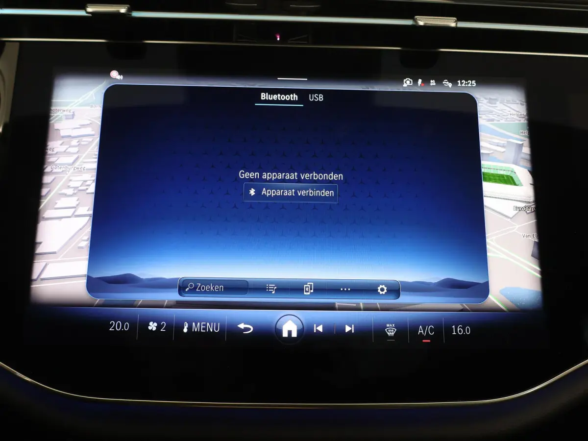 300e Sport Edition | Premium-pakket | Nightpakket | Dodehoekassistent | 360° camera | Stoel ventilatie voor |