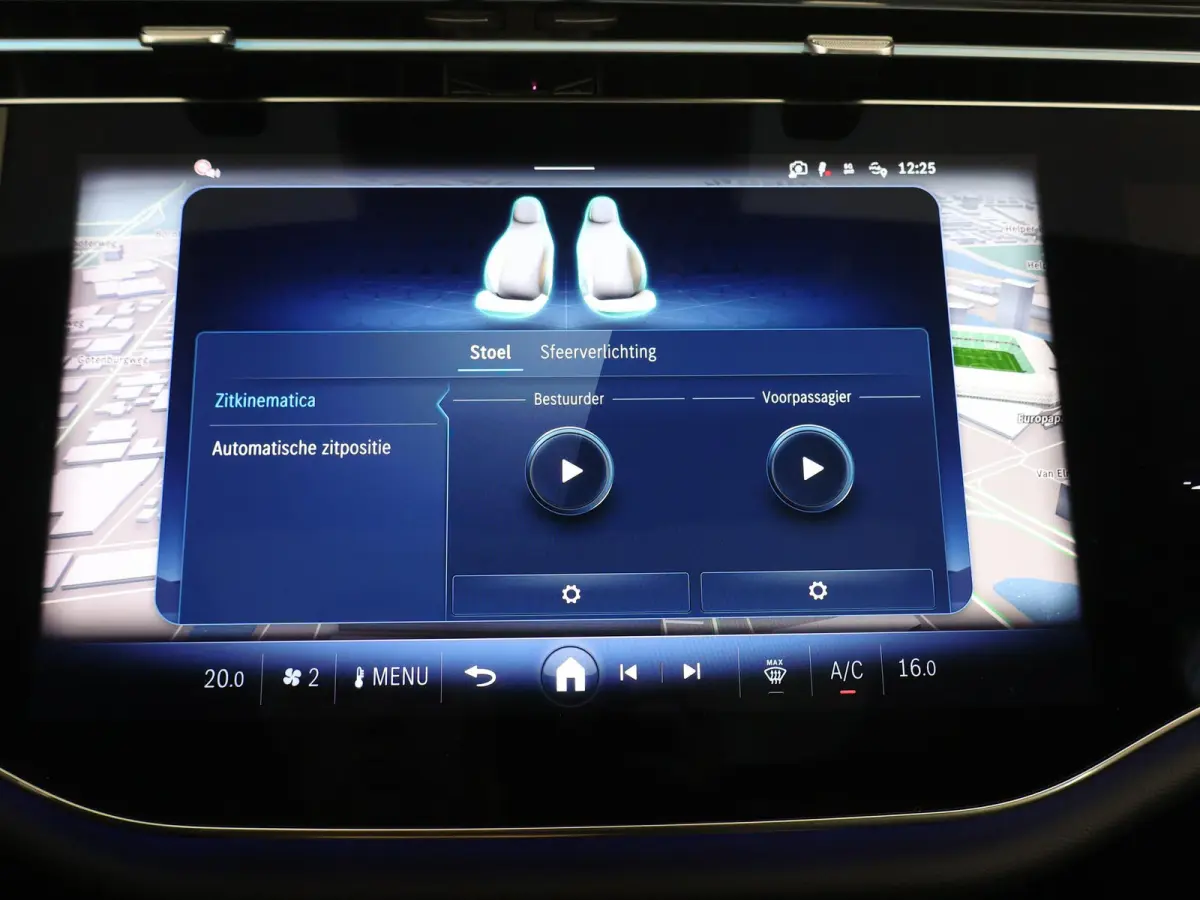 300e Sport Edition | Premium-pakket | Nightpakket | Dodehoekassistent | 360° camera | Stoel ventilatie voor |