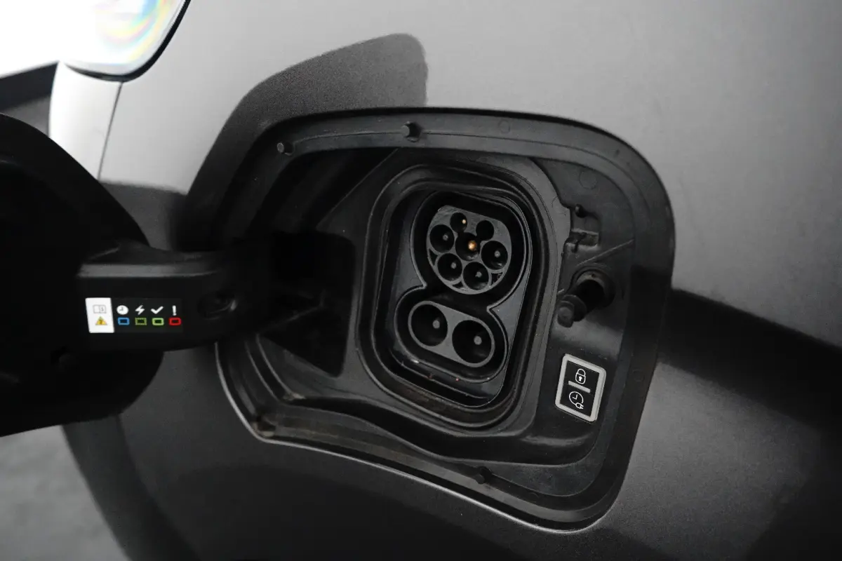 L3H1 Edition 75 kWh | Apple Carplay/Android Auto|telefoonintegratie premium | Centrale deurvergrendeling met afstandsbediening | Cruise control