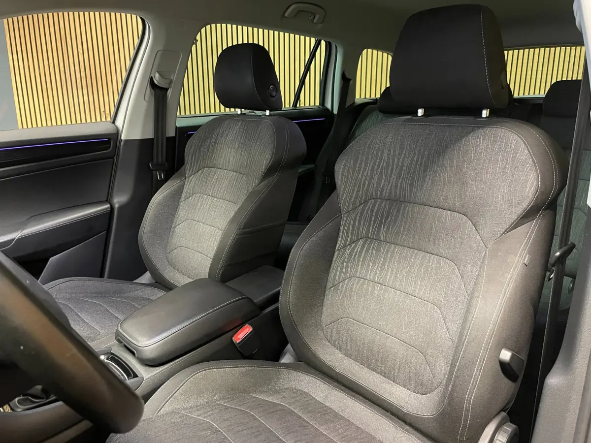 1.5 TSI Limited Business Edition|AUTOMAAT|AFN.TREKHAAK|ACC|CARPLAY|CAMERA|CLIMATE+CRUISE|CANTON|ELEK.A-KLEP|STOELVERW
