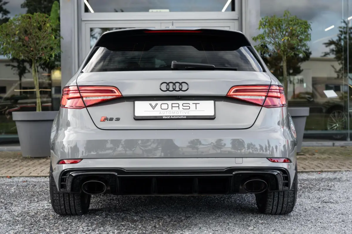 RS3 2.5 TFSI quattro B&O Keyless Pano Schaalstoel ACC