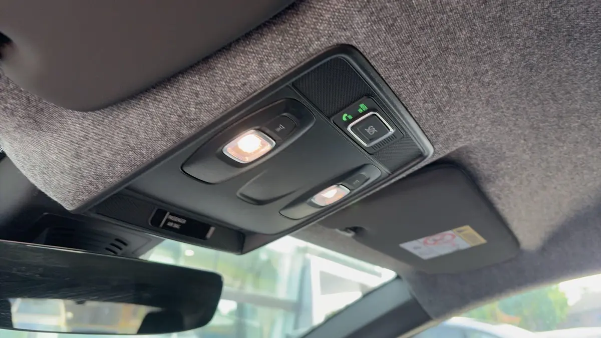 techno full hybrid E-Tech 145 | adaptieve cruise control | achteruitrijcamera | Google navigatie |
