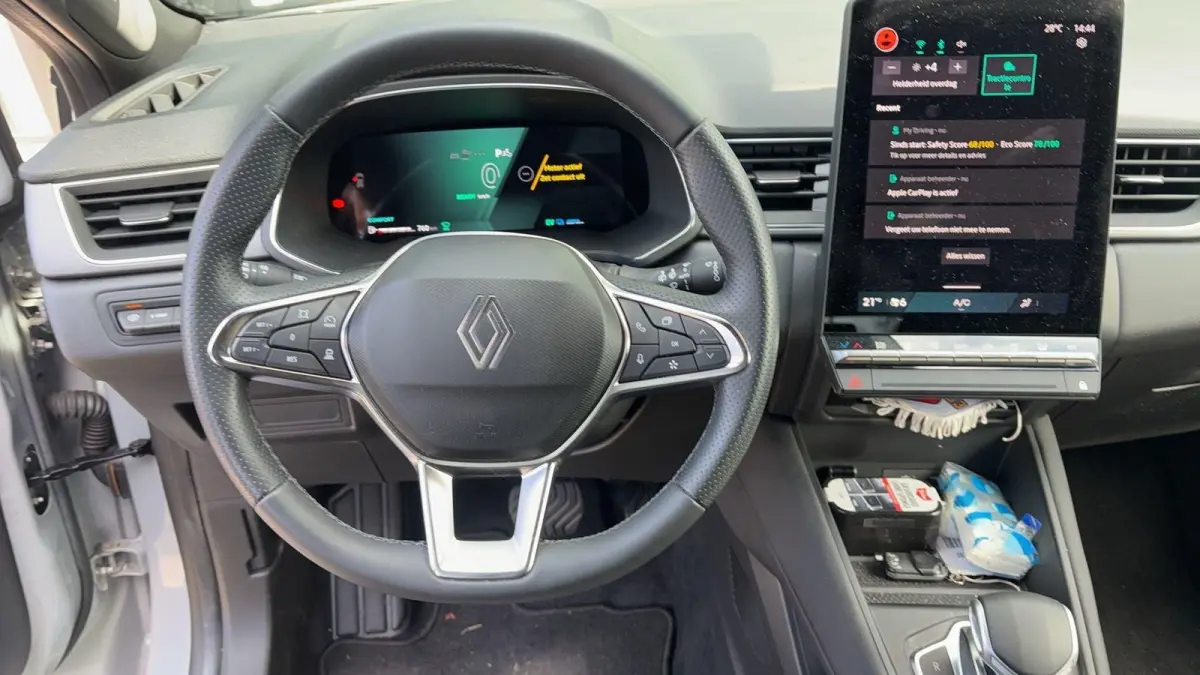 techno full hybrid E-Tech 145 | adaptieve cruise control | achteruitrijcamera | Google navigatie |