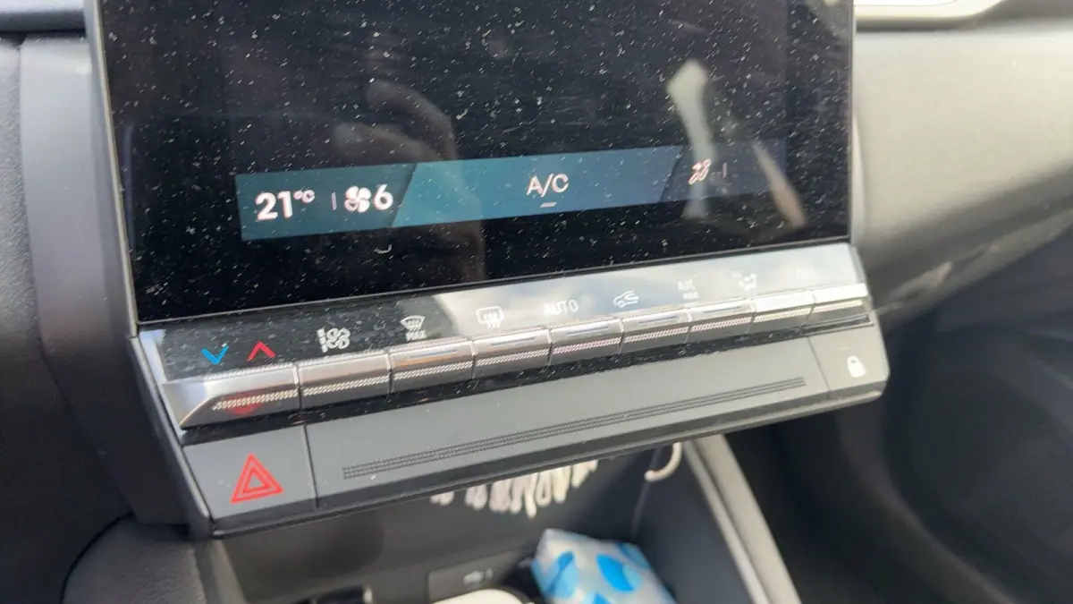 techno full hybrid E-Tech 145 | adaptieve cruise control | achteruitrijcamera | Google navigatie |