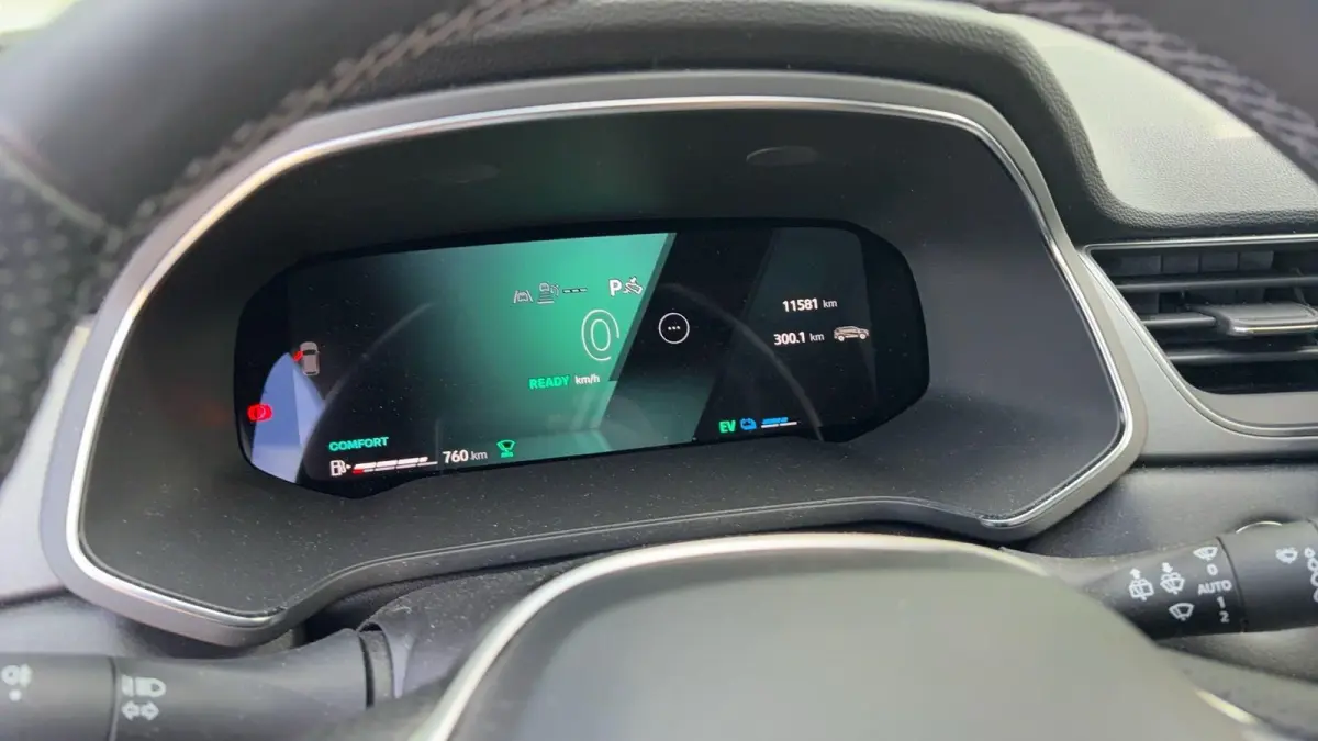 techno full hybrid E-Tech 145 | adaptieve cruise control | achteruitrijcamera | Google navigatie |