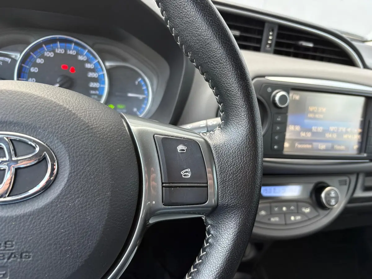 1.5 Hybrid 100PK Automaat Comfort Camera/Cruise-control/Climate-control