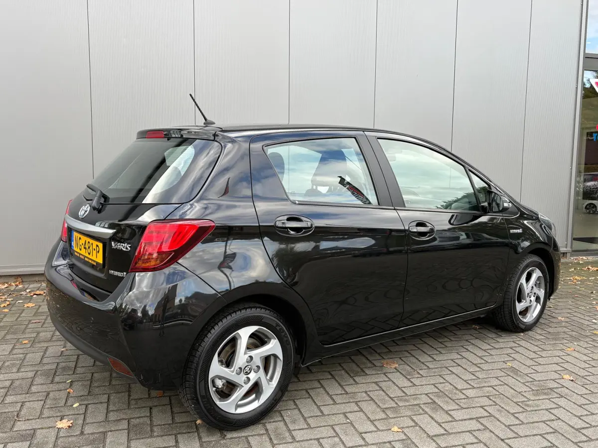 1.5 Hybrid 100PK Automaat Comfort Camera/Cruise-control/Climate-control