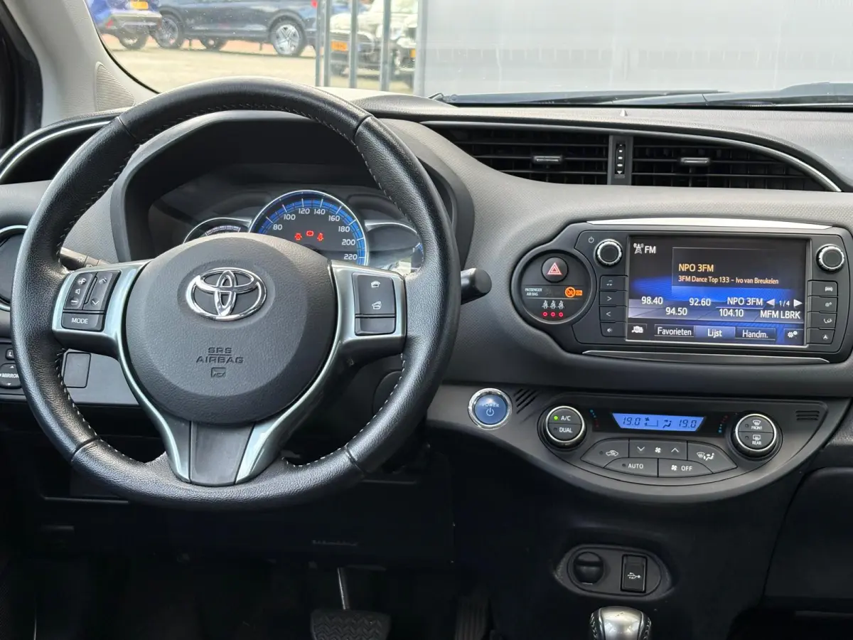 1.5 Hybrid 100PK Automaat Comfort Camera/Cruise-control/Climate-control