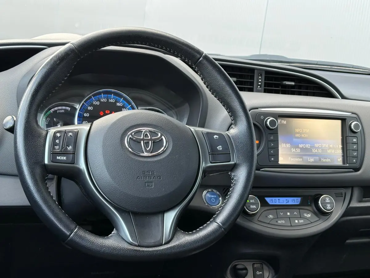 1.5 Hybrid 100PK Automaat Comfort Camera/Cruise-control/Climate-control