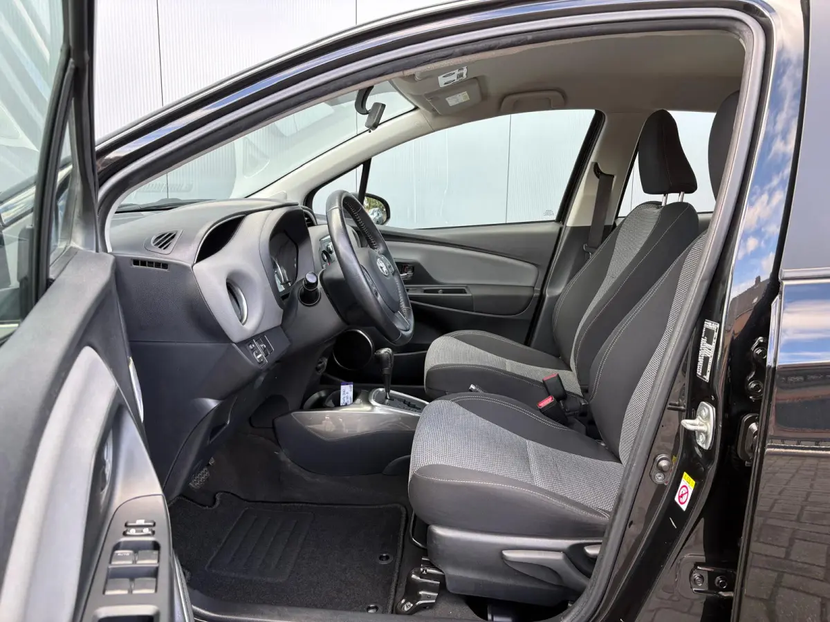 1.5 Hybrid 100PK Automaat Comfort Camera/Cruise-control/Climate-control