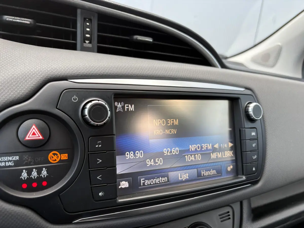 1.5 Hybrid 100PK Automaat Comfort Camera/Cruise-control/Climate-control