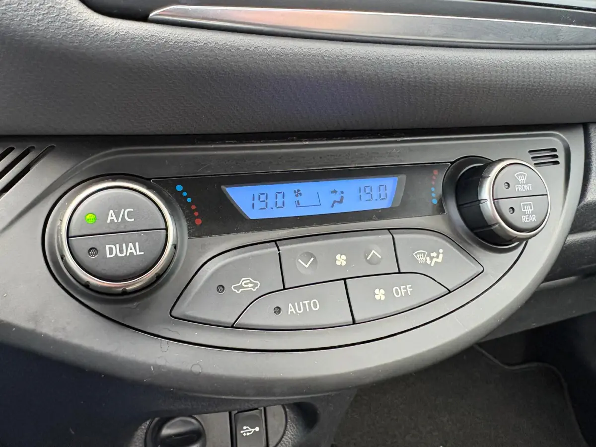 1.5 Hybrid 100PK Automaat Comfort Camera/Cruise-control/Climate-control
