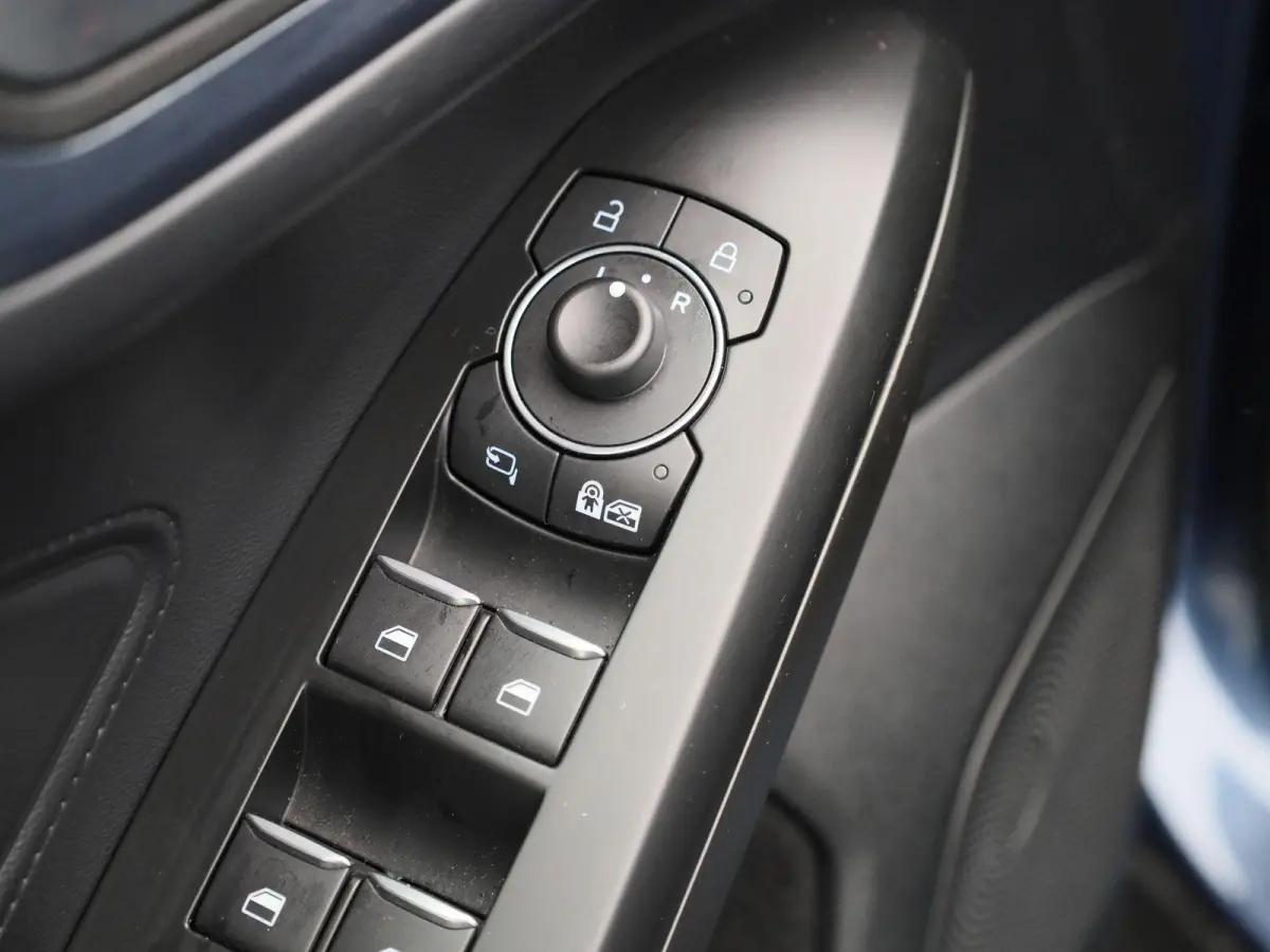 1.0 EcoBoost Active X Business | Apple Carplay/Android Auto | Achteruitrijcamera | Cruise Control | Winterpakket | Lichtmetalen Velgen |