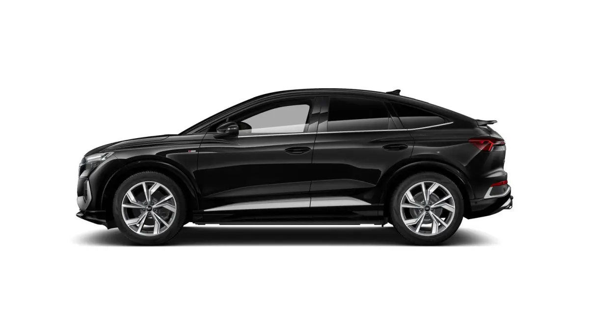 40 S edition 77 kWh Trekhaak - Comfortpakket - MMI navigatie plus - Matrix-ledkoplampen - Warmtewerend glas - Sportstoelen  - Audi sound system - Sportonderstel -