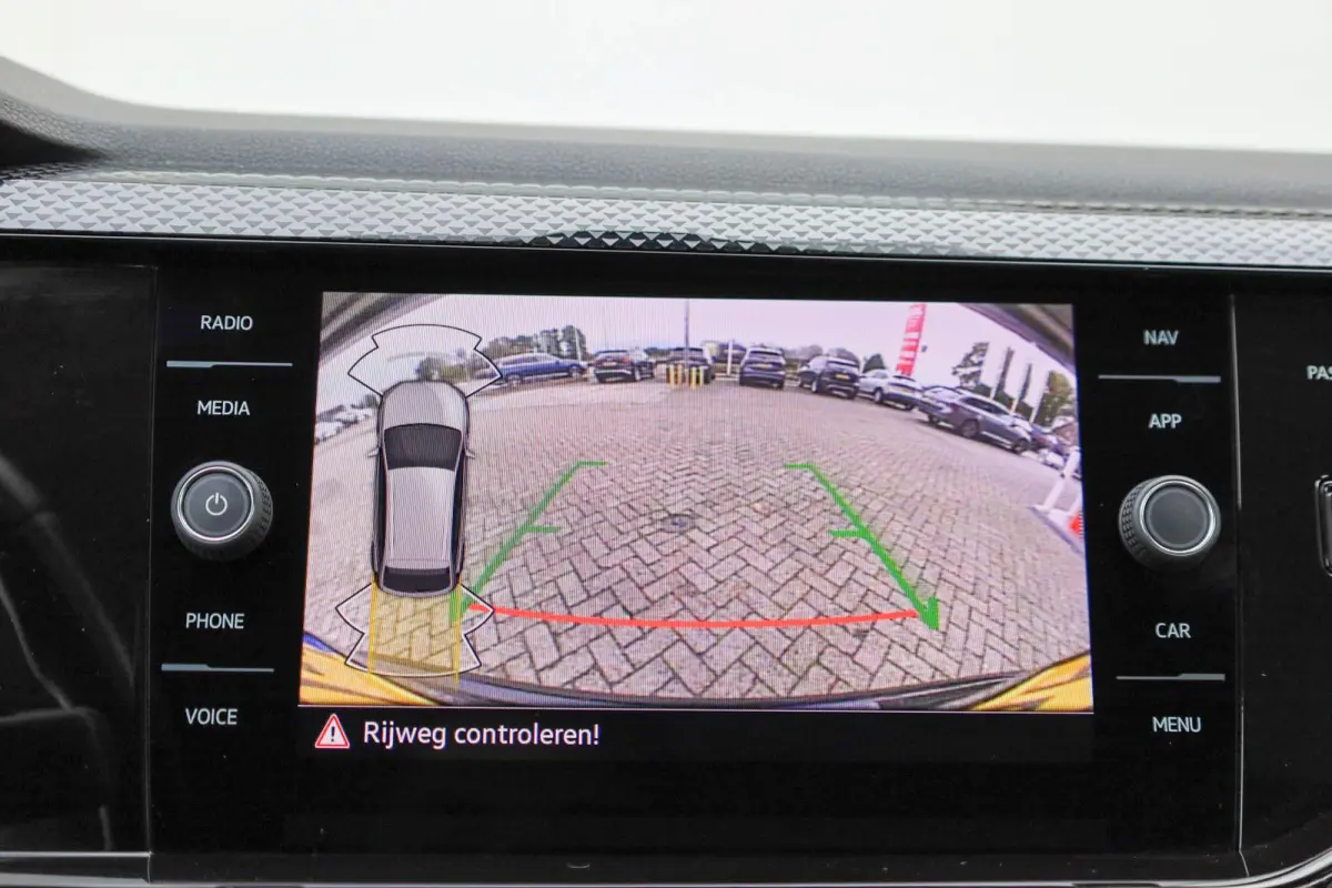 1.0 TSI 95pk Life | Stoelverwarming | Achteruitrijcamera | Adaptieve Cruise Control